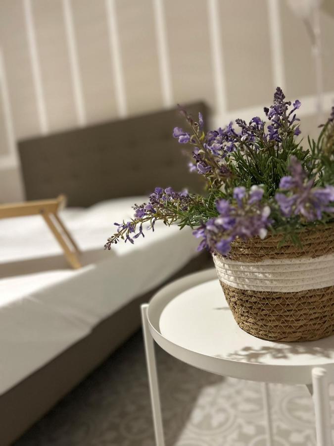 Casa La Cava Bed & Breakfast Taranto Bagian luar foto